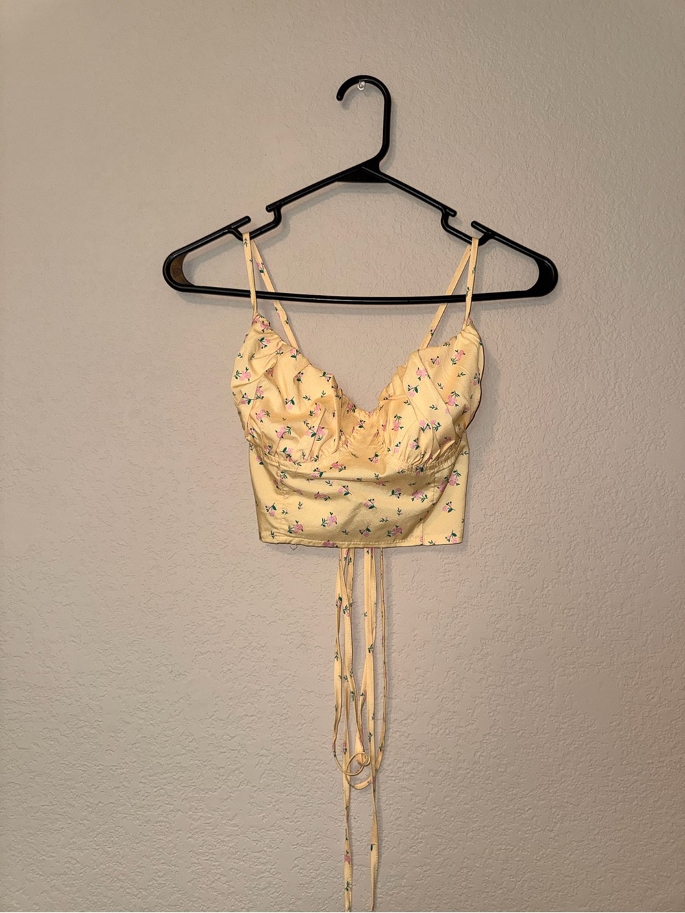SHEIN Yellow Floral Tie-Back Cropped Camisole